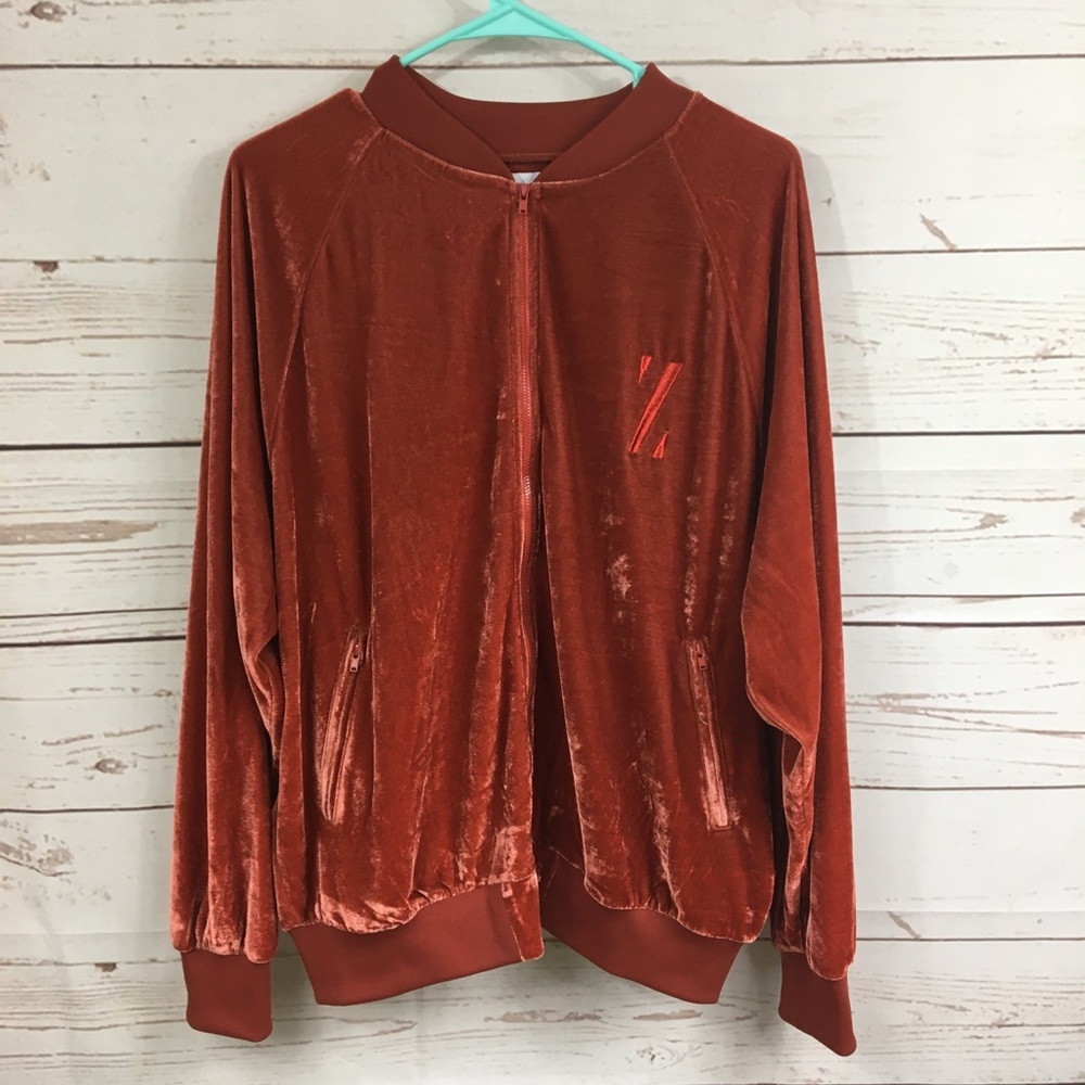 Ladies Jr Zendaya Velvet Bomber Jacket B1 25